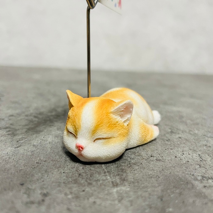 可愛いねこちゃんのメモスタンド woobia ウービア 茶トラ白猫 かわいい