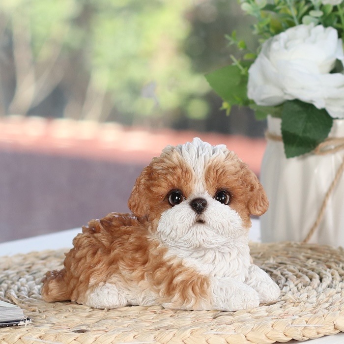 シーズー犬　置き物 犬 置物 右向きシーズーブラウンホワイト 中 グッズ 横幅14cm リアル