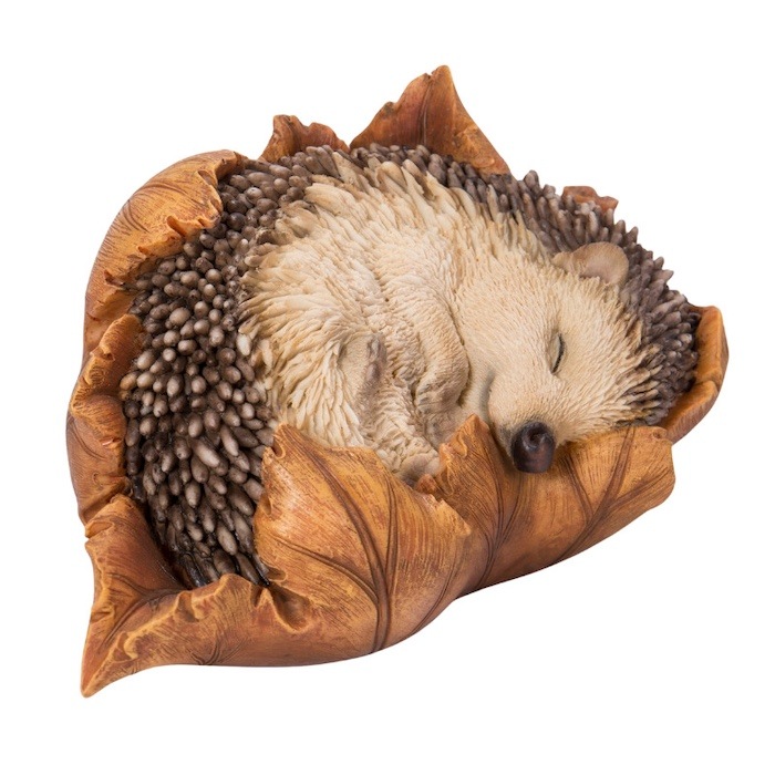 かわいい 置物 葉っぱに包まるハリネズミ woobia ウービア おしゃれ