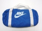 80�ǣ�NIKE�����åե�Хå�