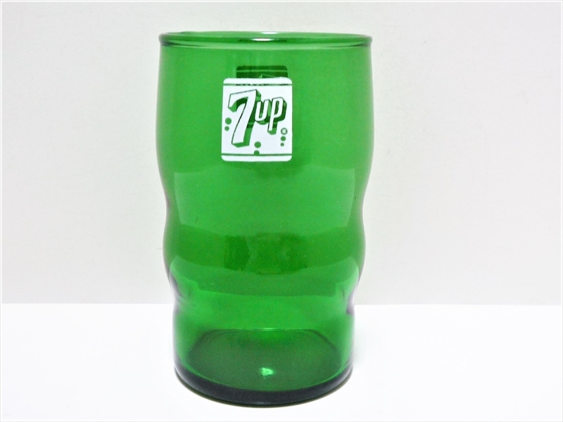 �ե��쥹�ȥ��꡼��7UP������֥顼