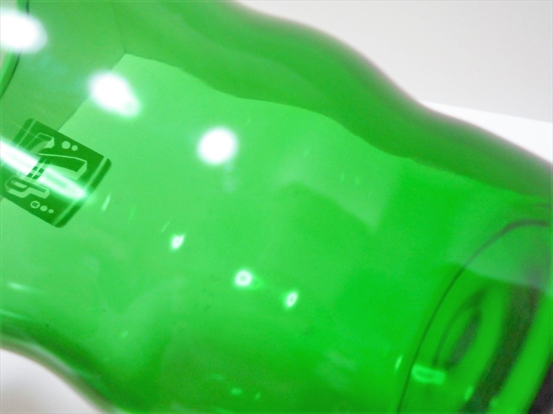 �ե��쥹�ȥ��꡼��7UP������֥顼