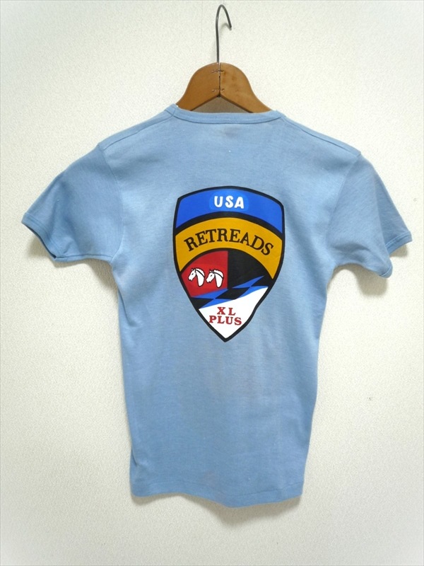 70�ǣ�THE FRIENDLY RIDERS OF THE GOLD COAST��Retreads XL Plus��T�����