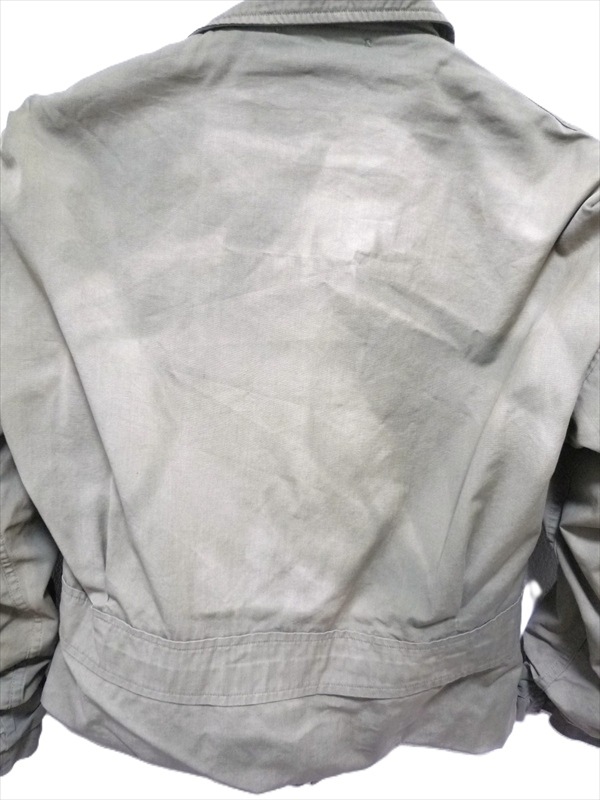 40�ǣ� N-4 �ߥ꥿�꡼���㥱�å�