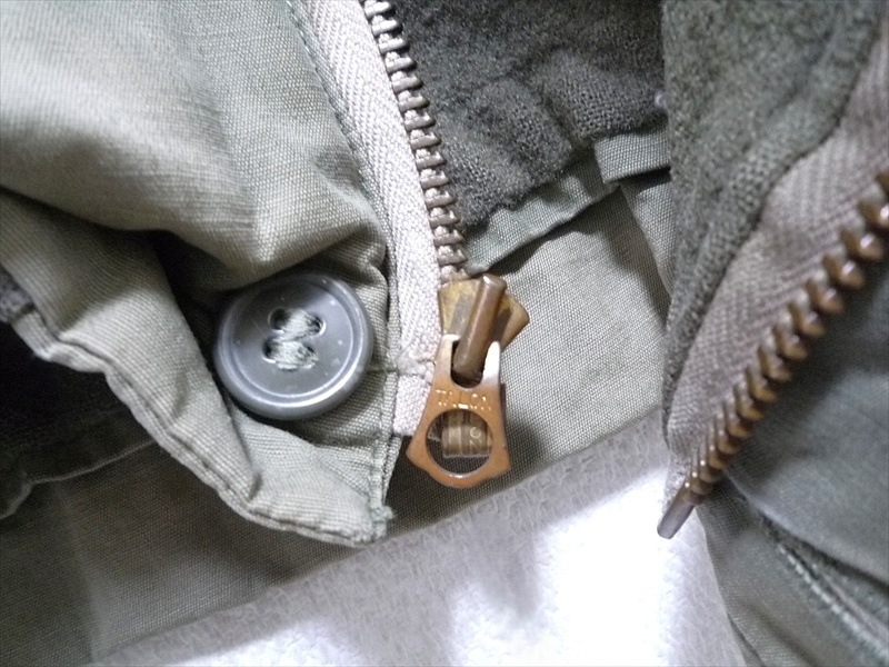 40�ǣ� N-4 �ߥ꥿�꡼���㥱�å�