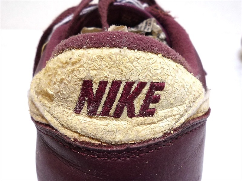 90�ǣ�NIKE���쥶������ƥå�