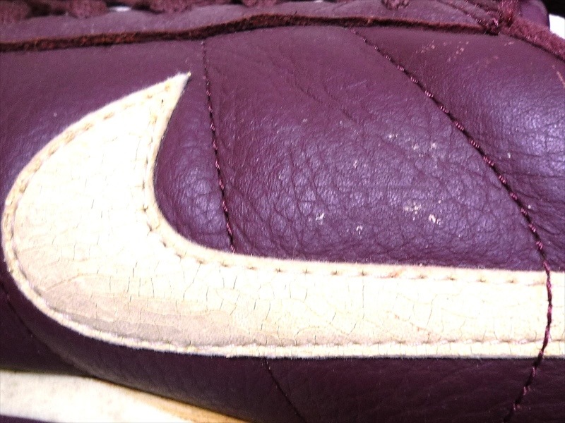 90�ǣ�NIKE���쥶������ƥå�
