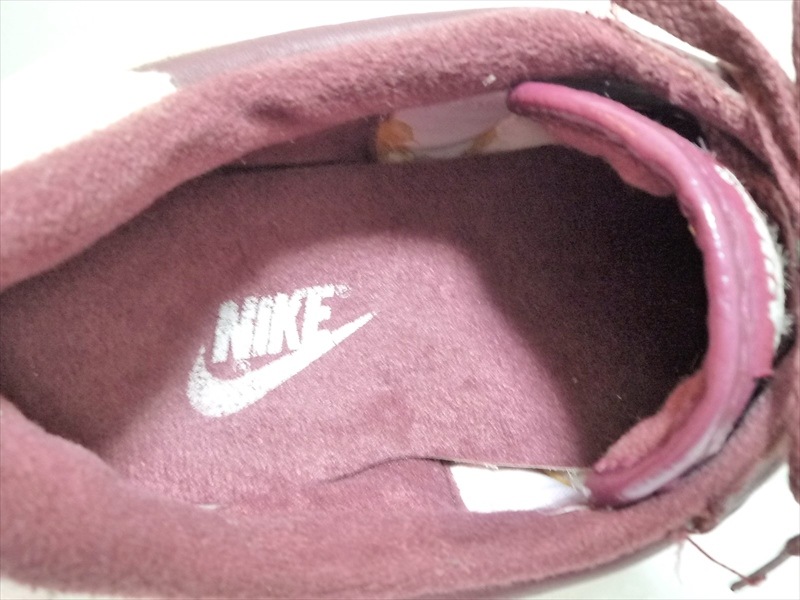 90�ǣ�NIKE���쥶������ƥå�