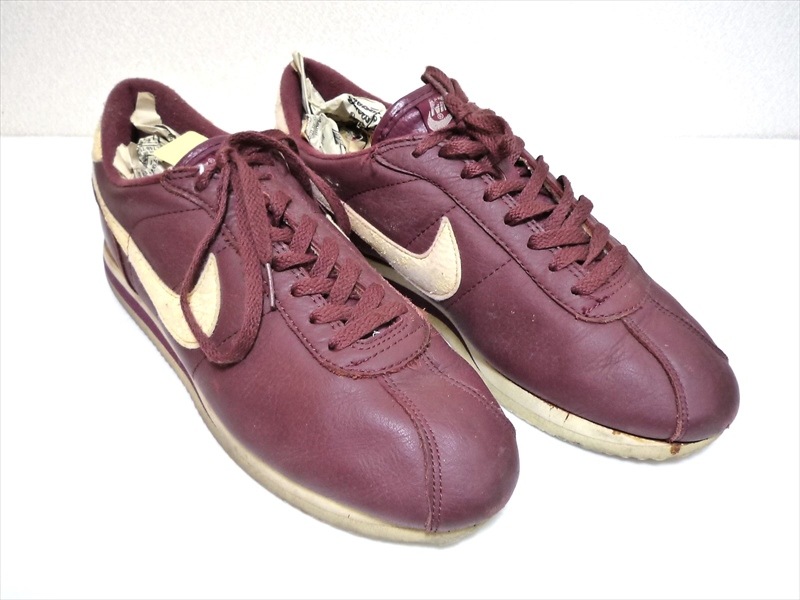 90�ǣ�NIKE���쥶������ƥå�