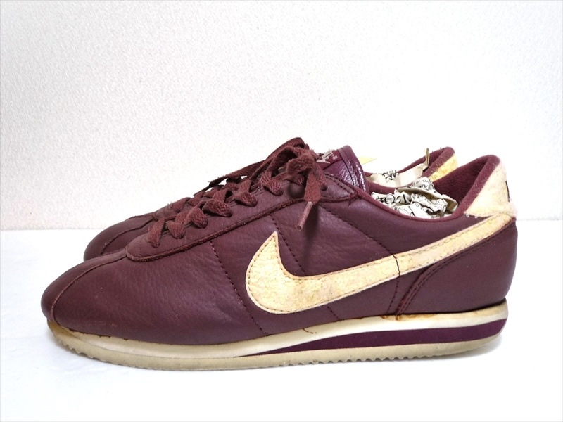 90�ǣ�NIKE���쥶������ƥå�