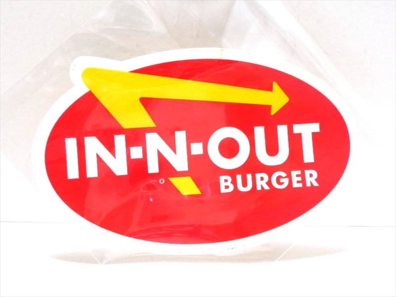 IN-N-OUT BURGER���쥹�ƥå������饹�ȤΣ��硪