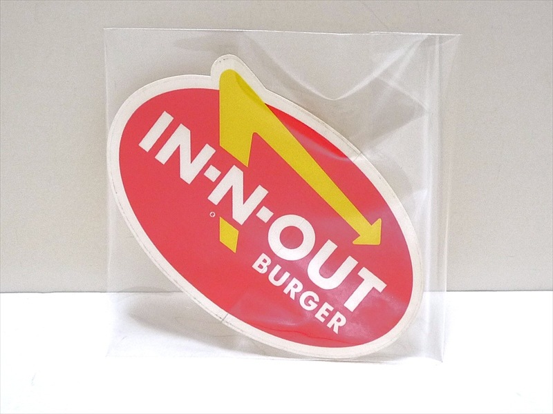 IN-N-OUT BURGER���쥹�ƥå������饹�ȤΣ��硪