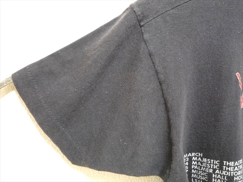 1985ǯ JULIAN LENNON VALOTTE åT