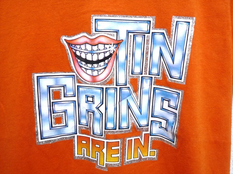 80�ǣ�TIN GRINS ARE IN���ԥ����