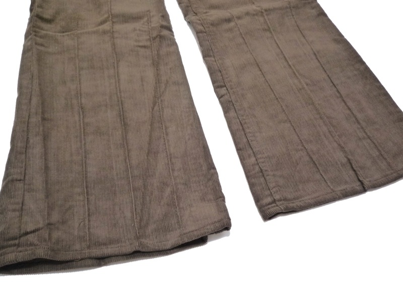 70�ǣ�Levi's�������ǥ�����ѥ�ġ�BIG E