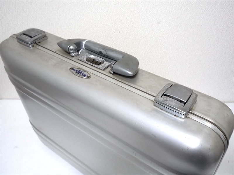 ZERO HALLIBURTON�������å��奱������