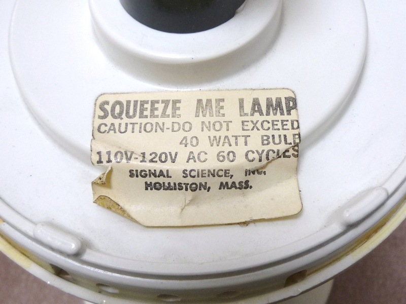 SQUEEZE ME LAMP