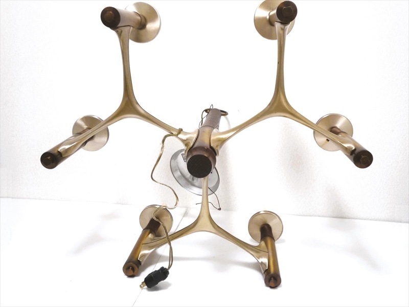 60��70�ǣ�FORECAST LIGHTING�ҡ��ߤ겼������