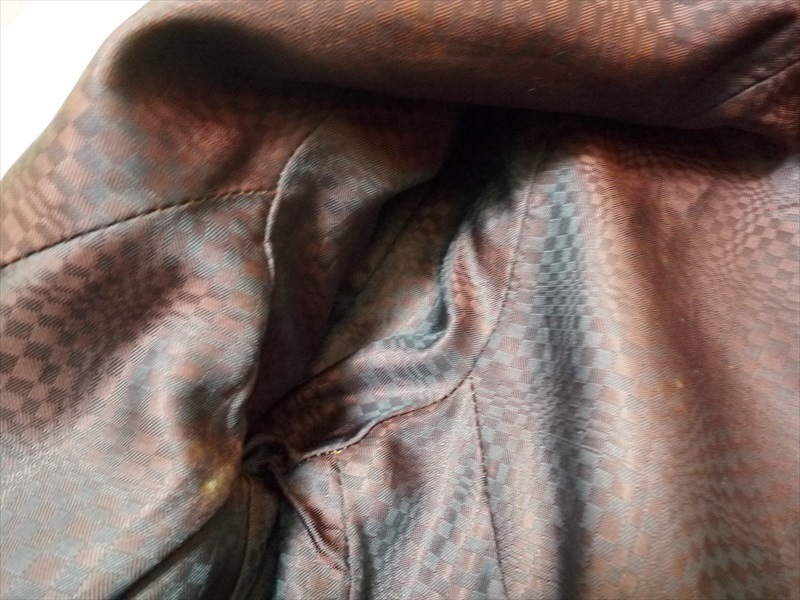 70�ǣ�char�� �쥶�����㥱�å�