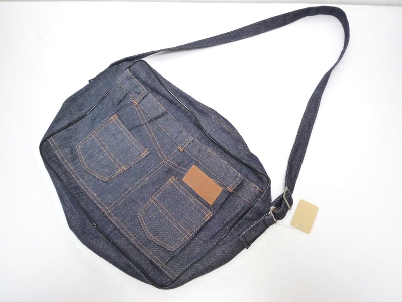 �ǥ˥��ϡ��Хå�