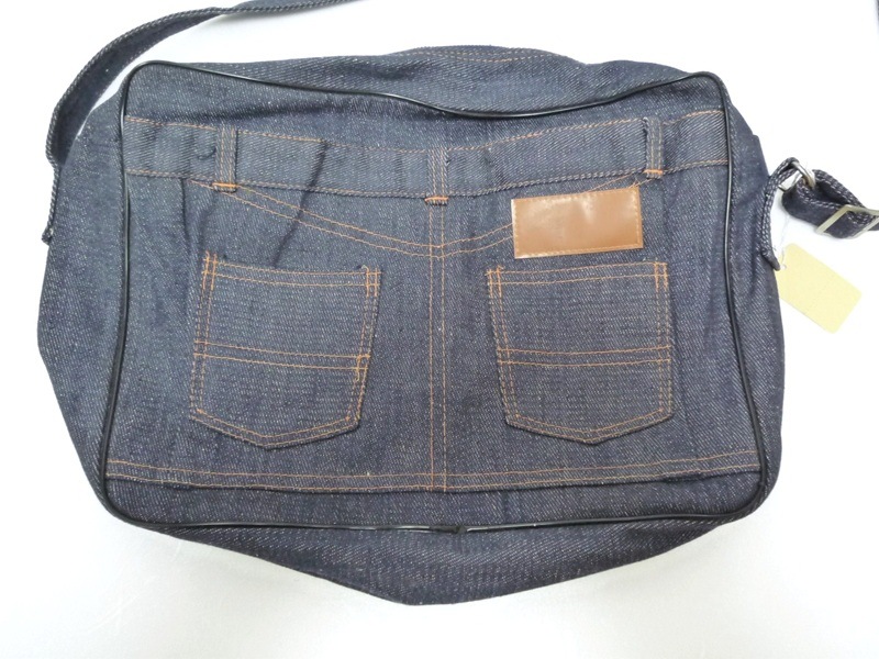 �ǥ˥��ϡ��Хå�