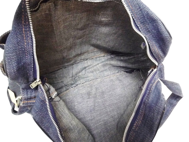 �ǥ˥��ϡ��Хå�