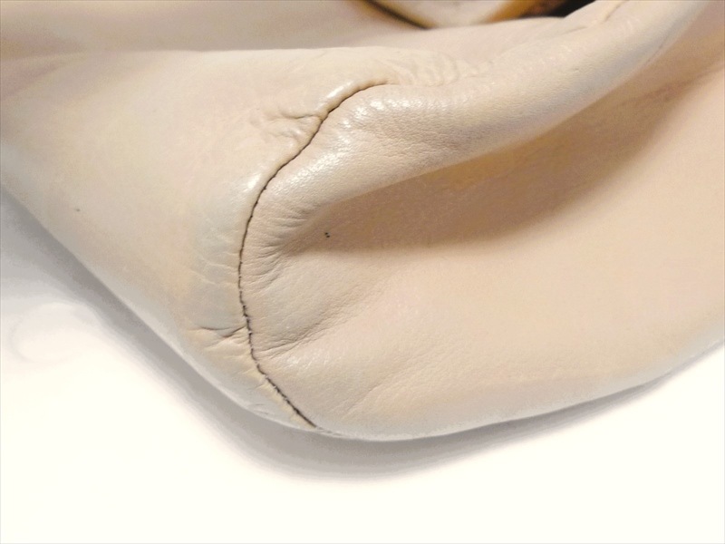 Jeanne Lolmangh ��������ơ����쥶���Хå�