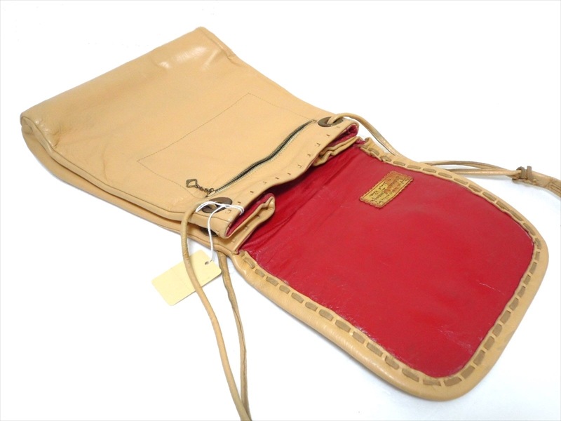 Jeanne Lolmangh ��������ơ����쥶���Хå�