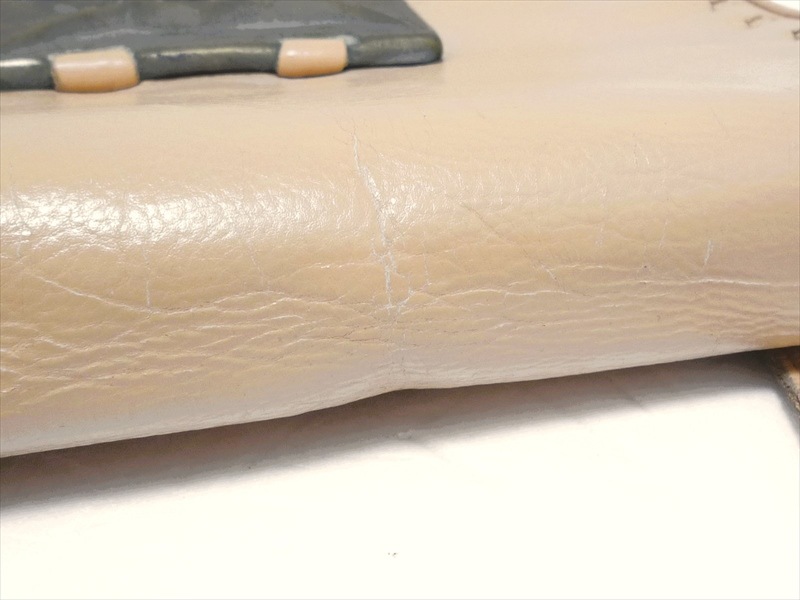 Jeanne Lolmangh ��������ơ����쥶���Хå�