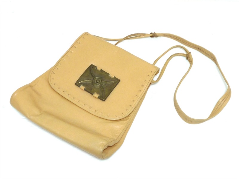 Jeanne Lolmangh ��������ơ����쥶���Хå�