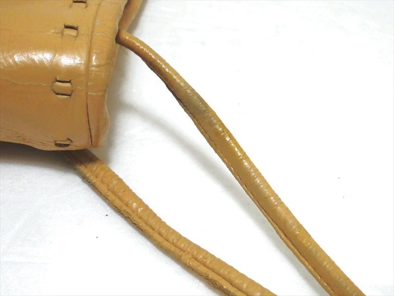 Jeanne Lolmangh ��������ơ����쥶���Хå�