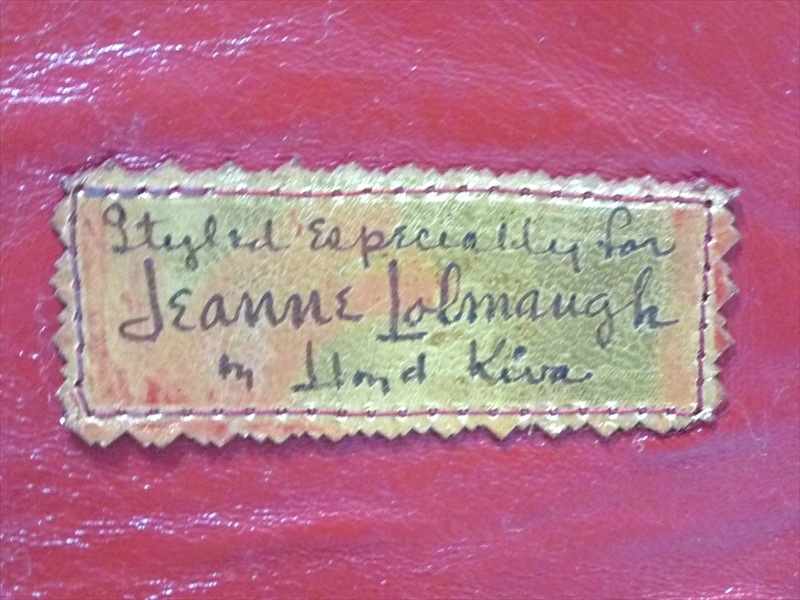 Jeanne Lolmangh ��������ơ����쥶���Хå�