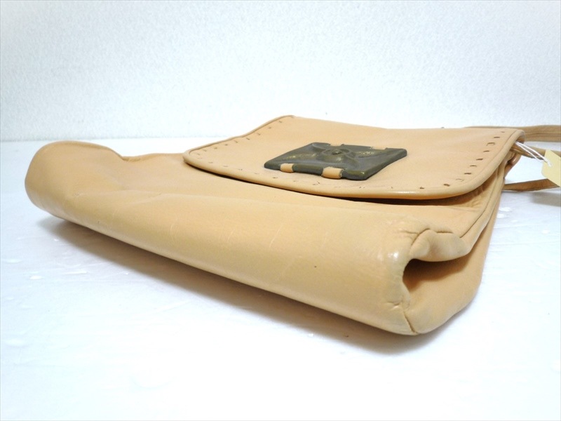 Jeanne Lolmangh ��������ơ����쥶���Хå�