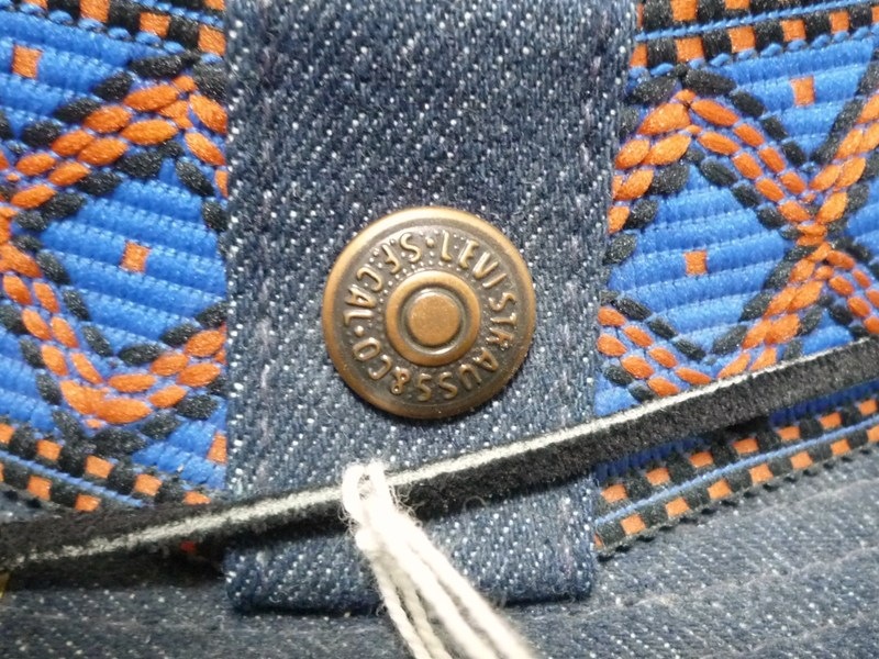 70�ǣ�Levi's���ǥ˥०��������ϥå�