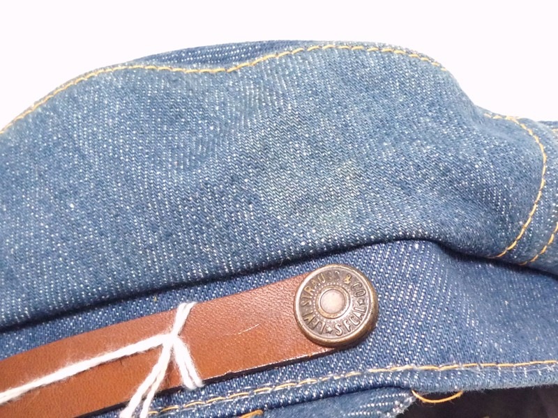 70�ǣ�Levi's���ǥ˥७�㥹���å�