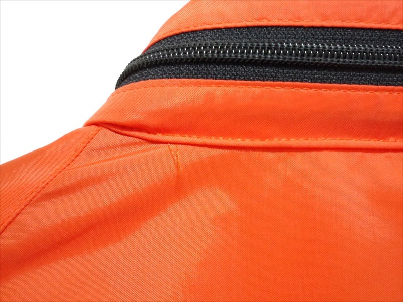 80��90's adidas �ʥ����󥸥㥱�å�