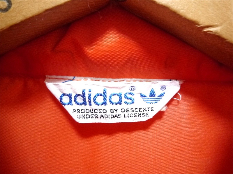 80��90's adidas �ʥ����󥸥㥱�å�