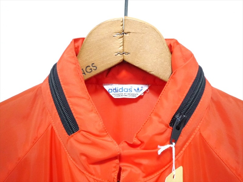 80��90's adidas �ʥ����󥸥㥱�å�