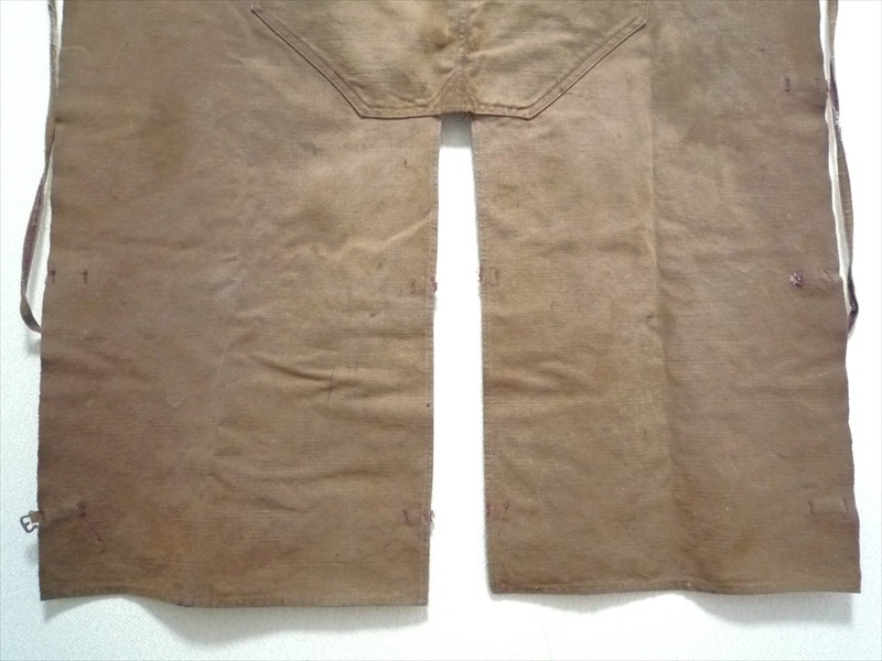 40’ｓ～　キャンバス地　ワークエプロン　月桂樹ボタン 40's～ キャンバス地 ワークエプロン 月桂樹ボタン | ANTIQUE