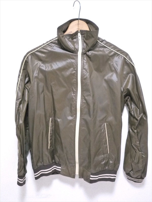 80�ǣ� SUPREME �ʥ����󥸥㥱�å�