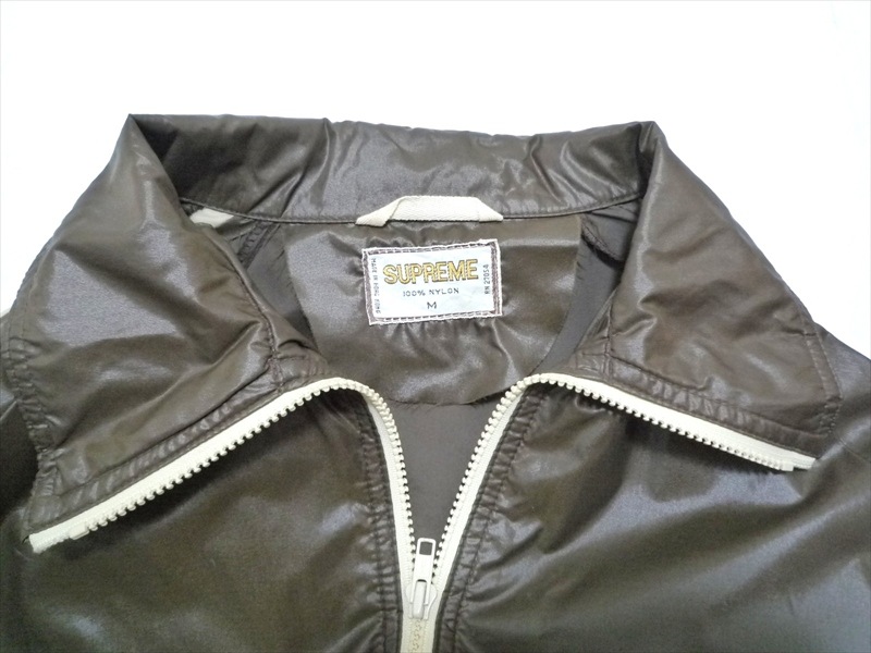 80�ǣ� SUPREME �ʥ����󥸥㥱�å�