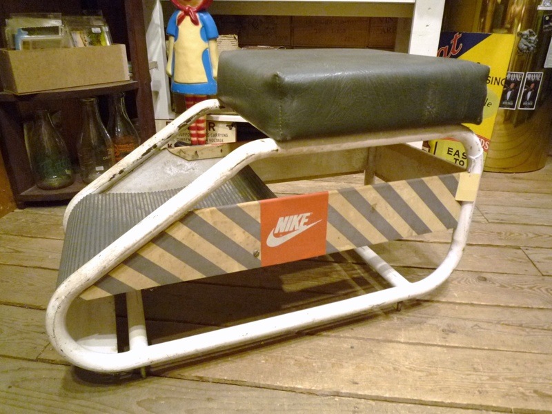 70��80�ǣ�NIKE���ե��åƥ��󥰥��ġ���