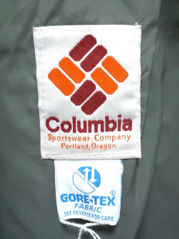 80�ǣ�Columbia Gore-Tex���ޥ���ƥ󥸥㥱�å�