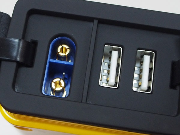 Astemo (旧日立) ポータブル パワーソース 12V ジャンプスターター