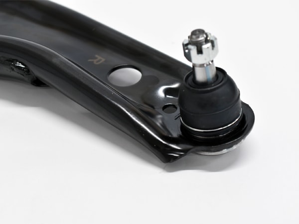 ヴィッツ DBA-KSP90 右Fロアアーム 48068-59095 ヴィッツ KSP90 ロアアーム 左右2本セット 三恵工業 555 国産 SA-T022L