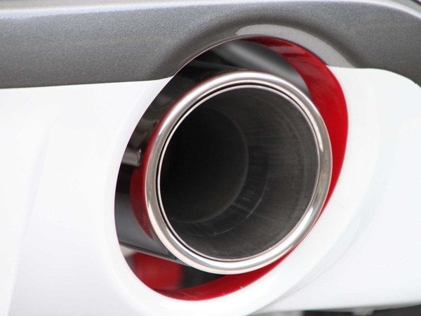 Zc32sスイフトスポーツマフラー 楽天市場】スイフトスポーツ マフラー(ZC32S用)【スイフトスポーツ