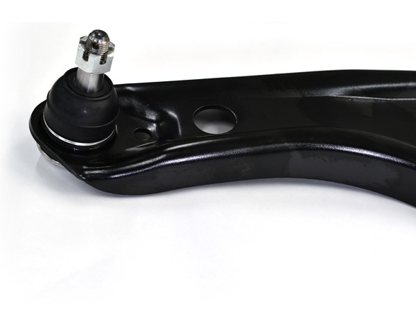 カローラアクシオ NKE165 NRE161 ロアアーム 左側 三恵工業 555 国産