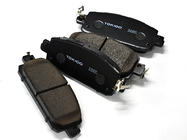 フロントブレーキパッド キャンター FE74BV 用 AY040-MT028 ミツビシ ピットワーク 車 ブレーキ パッド 交換 整備 メンテナンス 部品 送料無料キャンター FE74BV 用 フロントディスクブレーキパッド左右