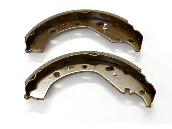 DONGSHANYUE ブレーキドラムとブレーキシューキットに適合 リア(2