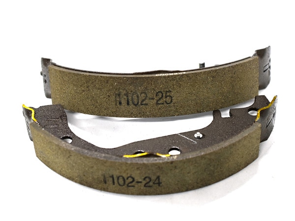 ヴィッツ NCP131 ブレーキシュー リア リアシュー 前後 アケボノ 国産